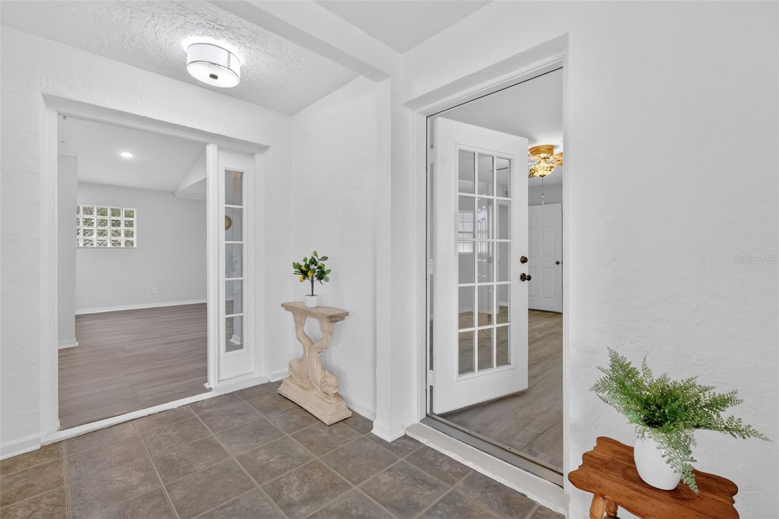 STONECREST - Residential