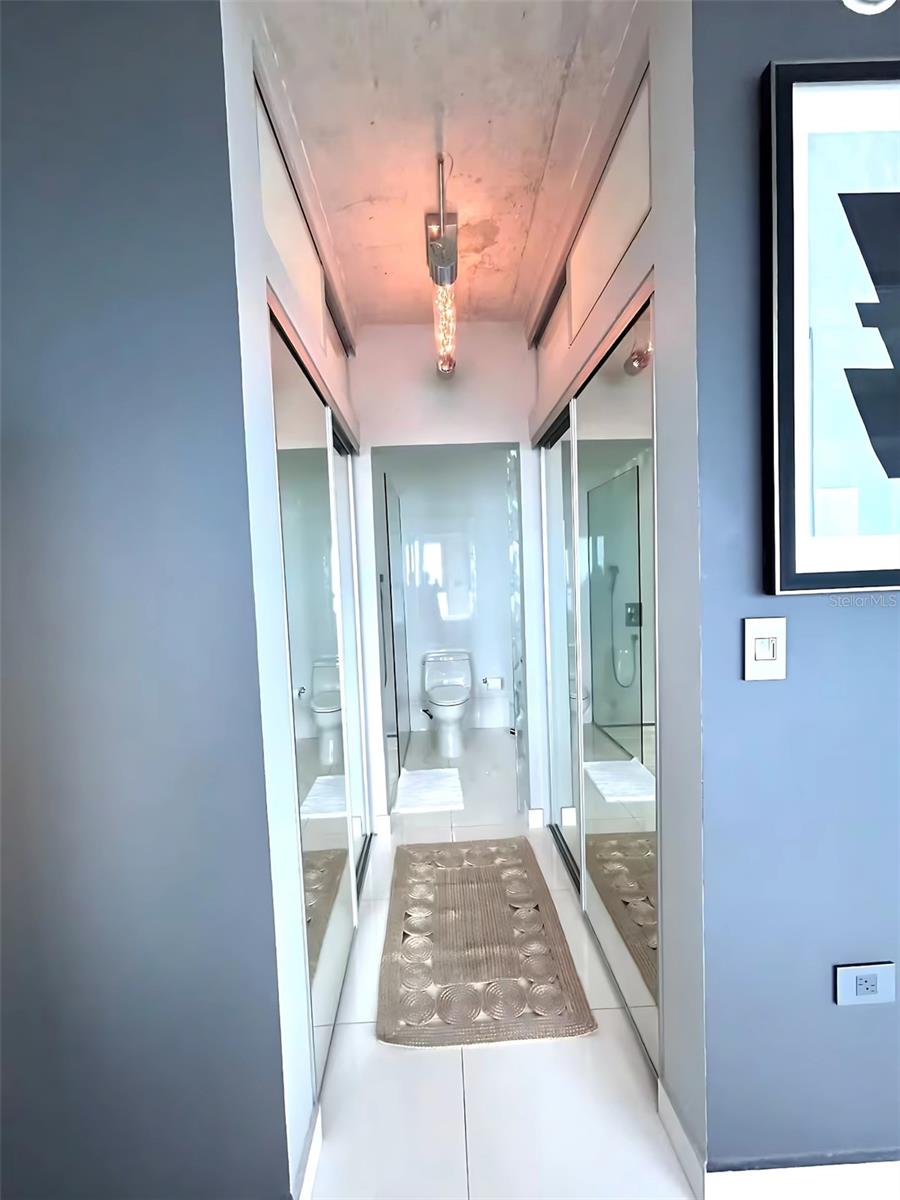 ATLANTIS CONDOMINIUM - Residential