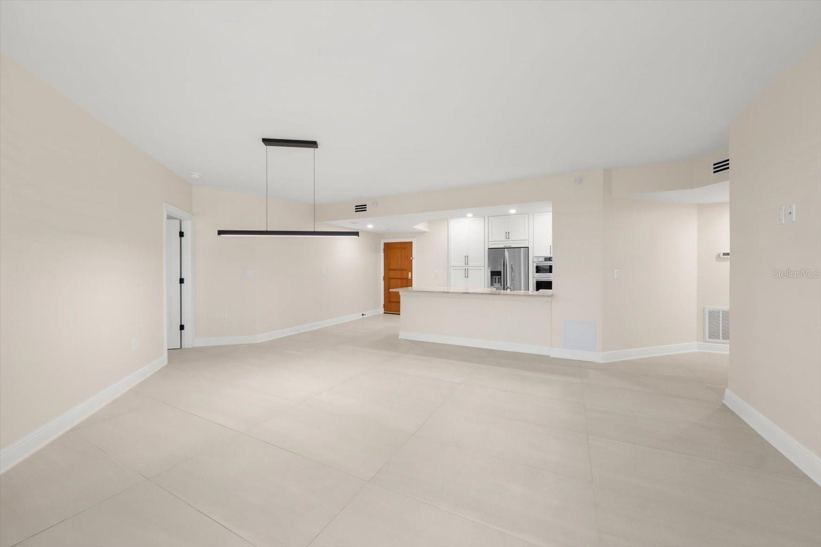 GRANDE ON SAND KEY - Residential