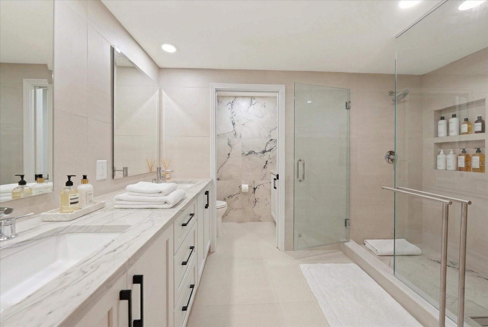 GRANDE ON SAND KEY - Residential