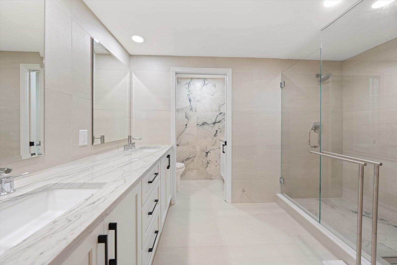 GRANDE ON SAND KEY - Residential