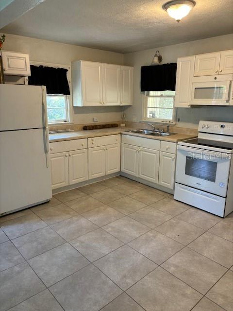 CORONADO - Residential Lease