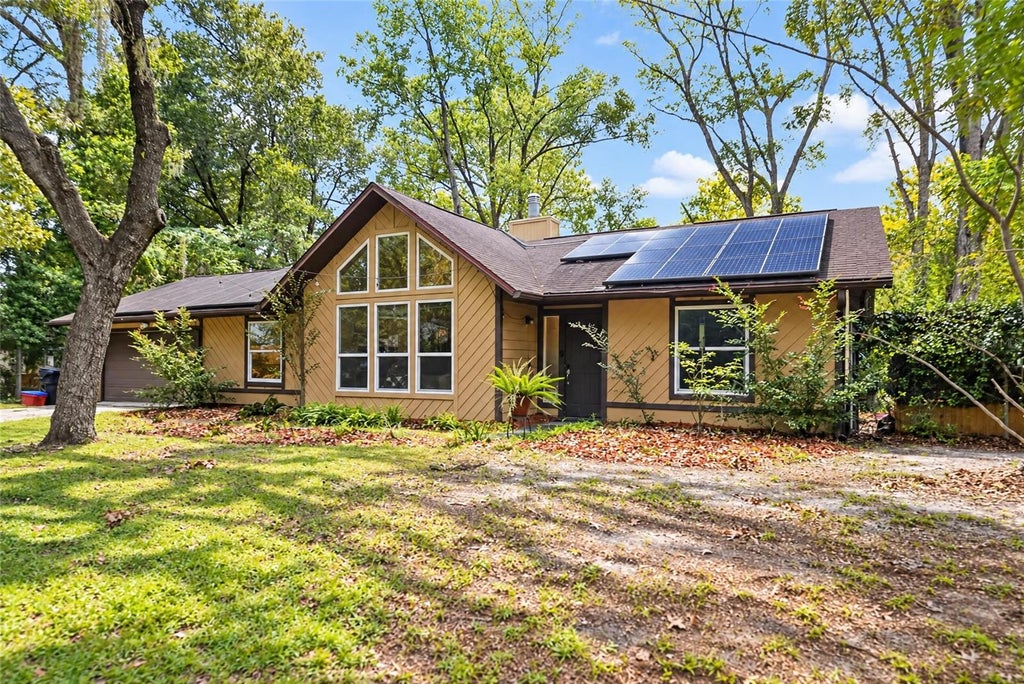 Photo of 7304 SW 18th Place, Gainesville, FL 32607 (MLS # GC544060)