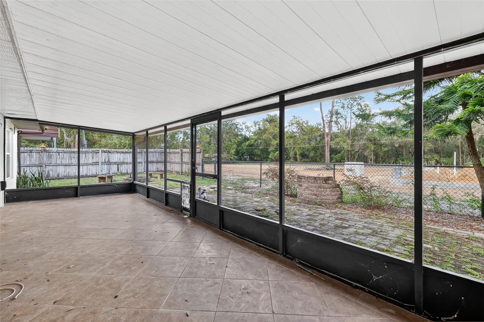 EAST UMATILLA - Residential