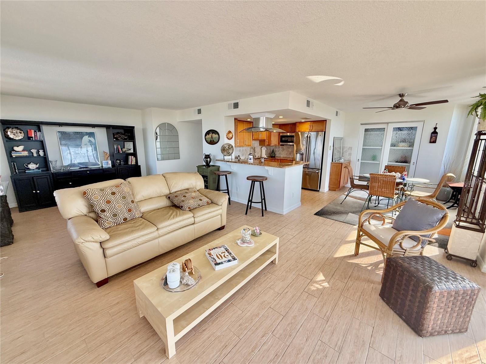 NAUTILUS CONDO - Residential