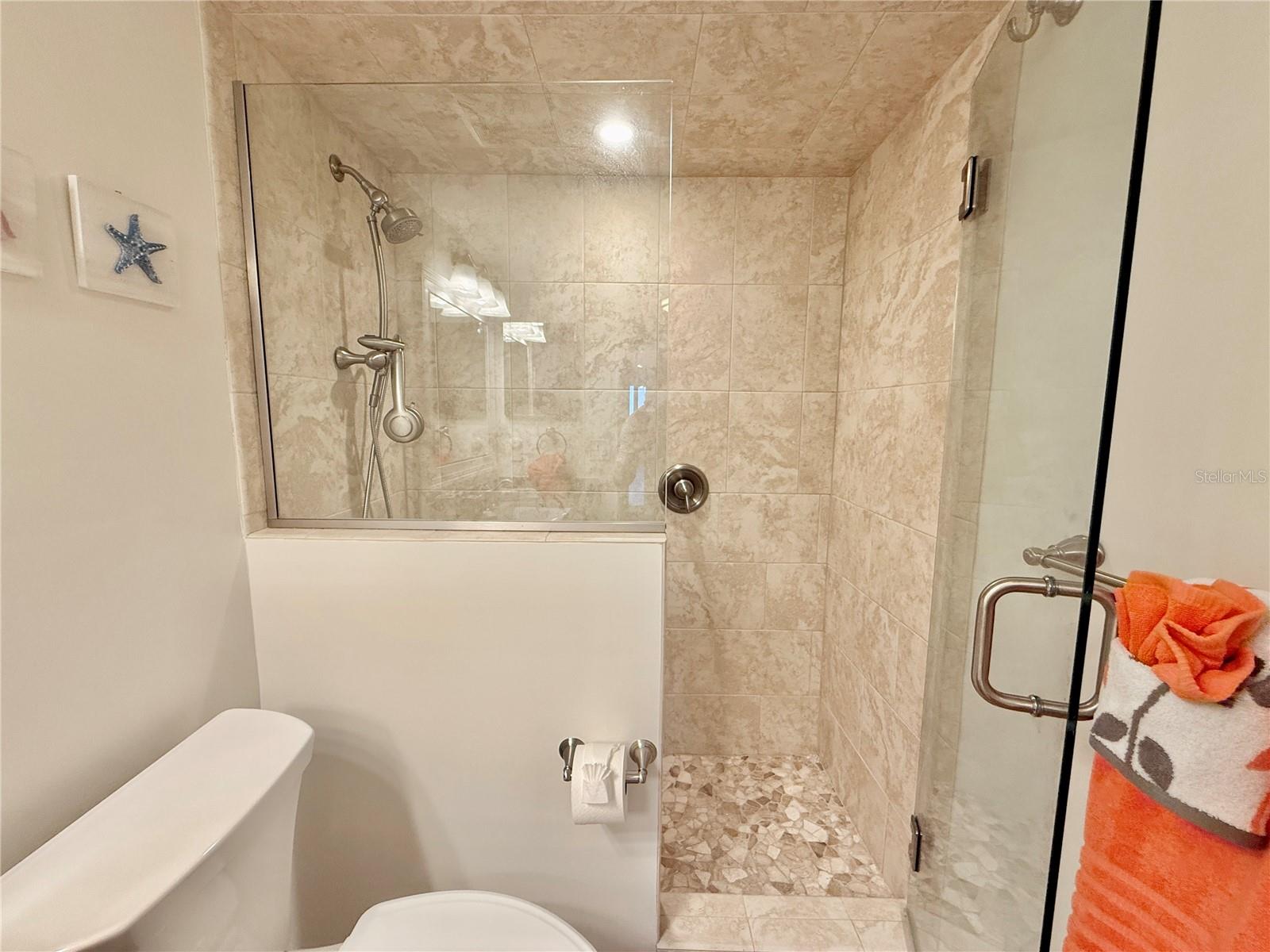 NAUTILUS CONDO - Residential