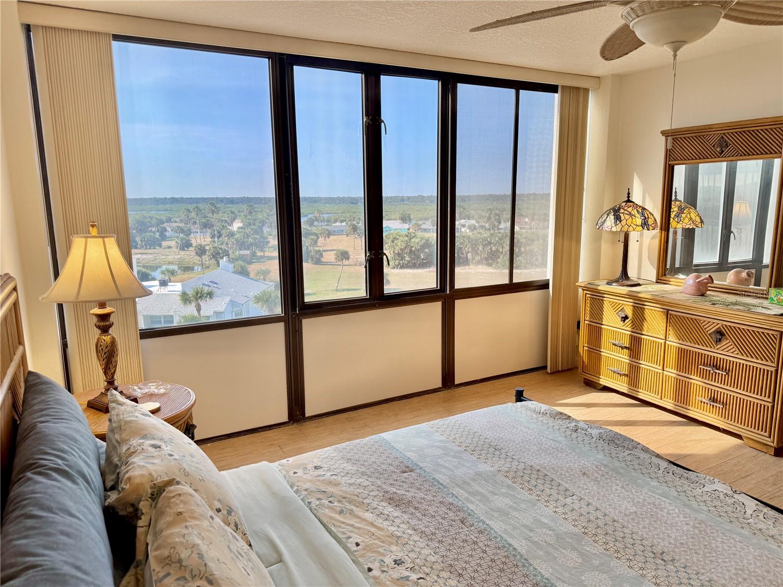 NAUTILUS CONDO - Residential