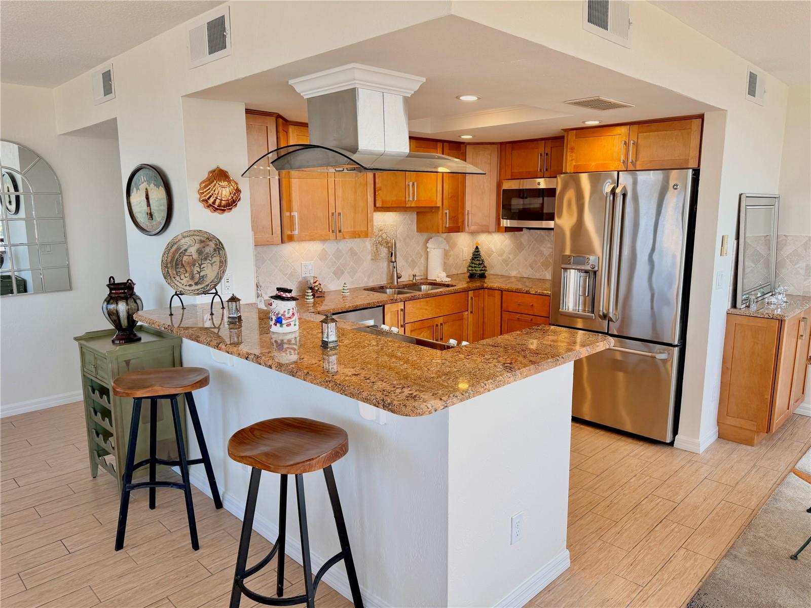 NAUTILUS CONDO - Residential