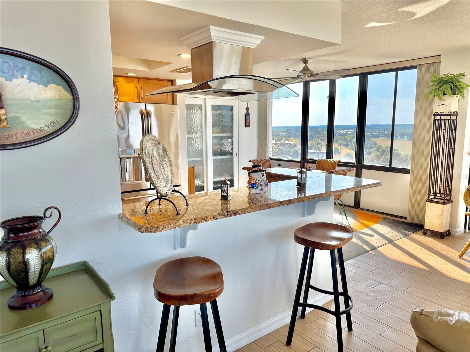 NAUTILUS CONDO - Residential