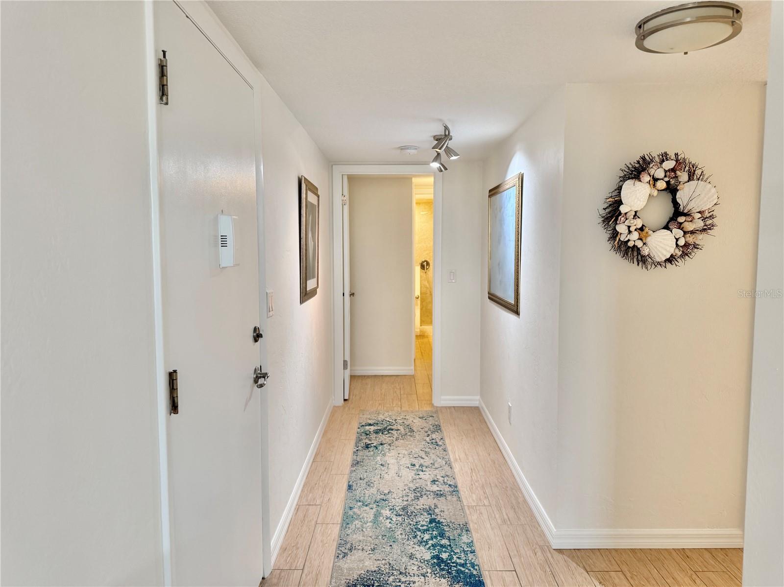 NAUTILUS CONDO - Residential