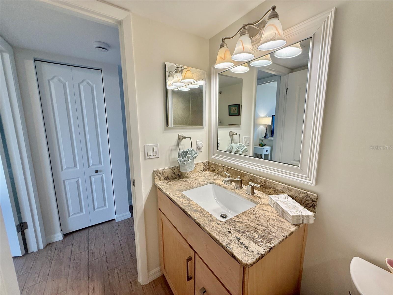 NAUTILUS CONDO - Residential