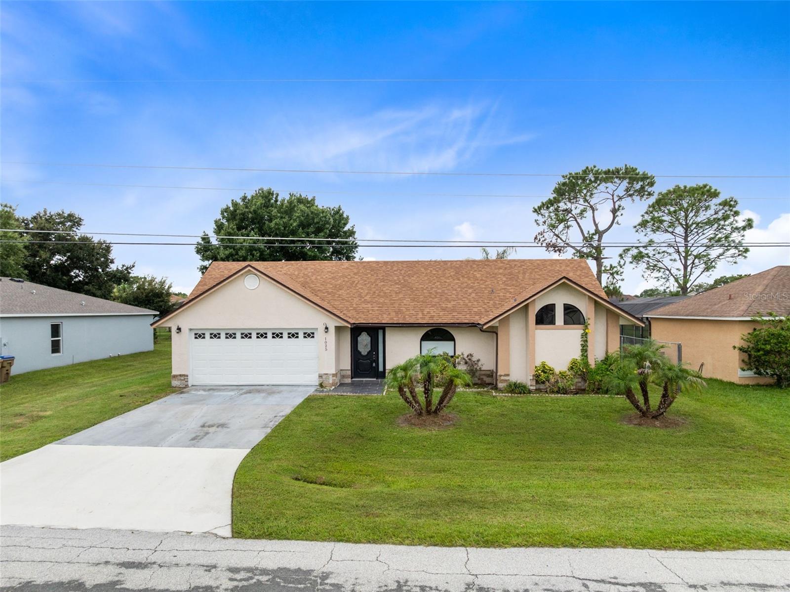 1025 DERBYSHIRE DRIVE