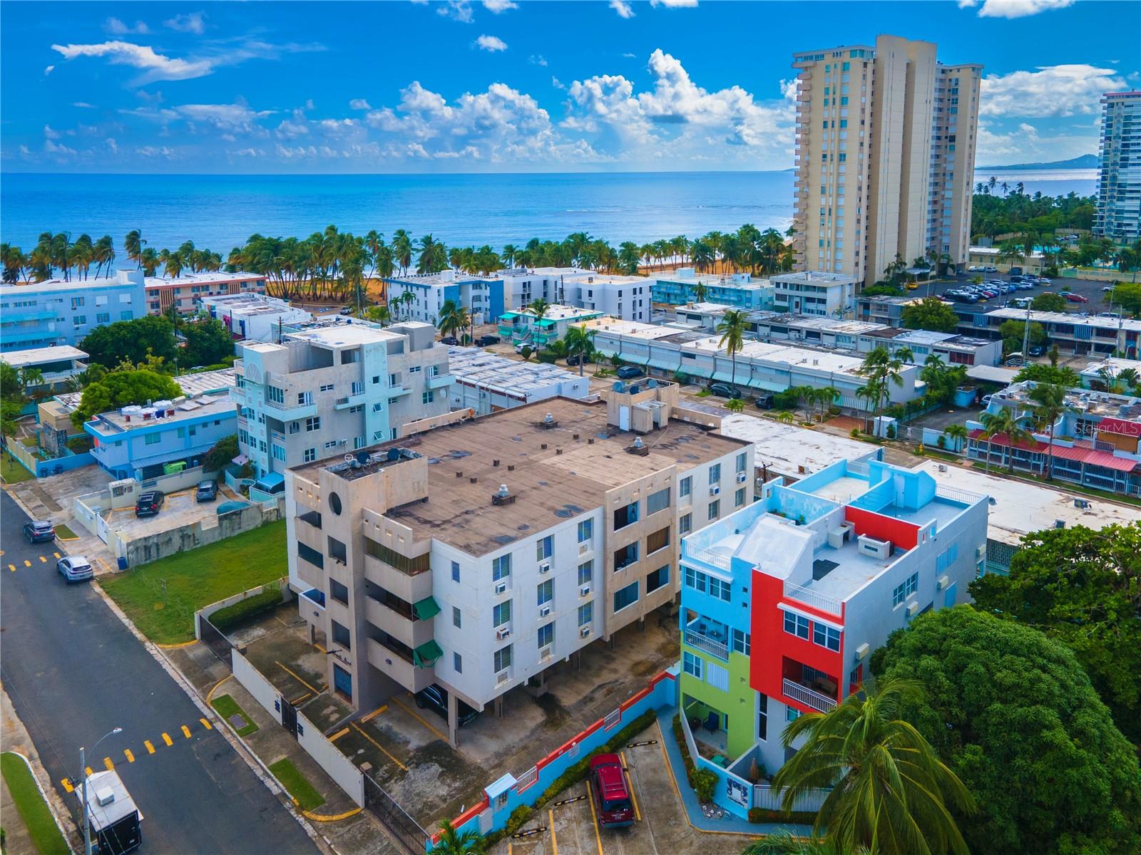 CONDOMINIO OLAS DEL MAR - Residential