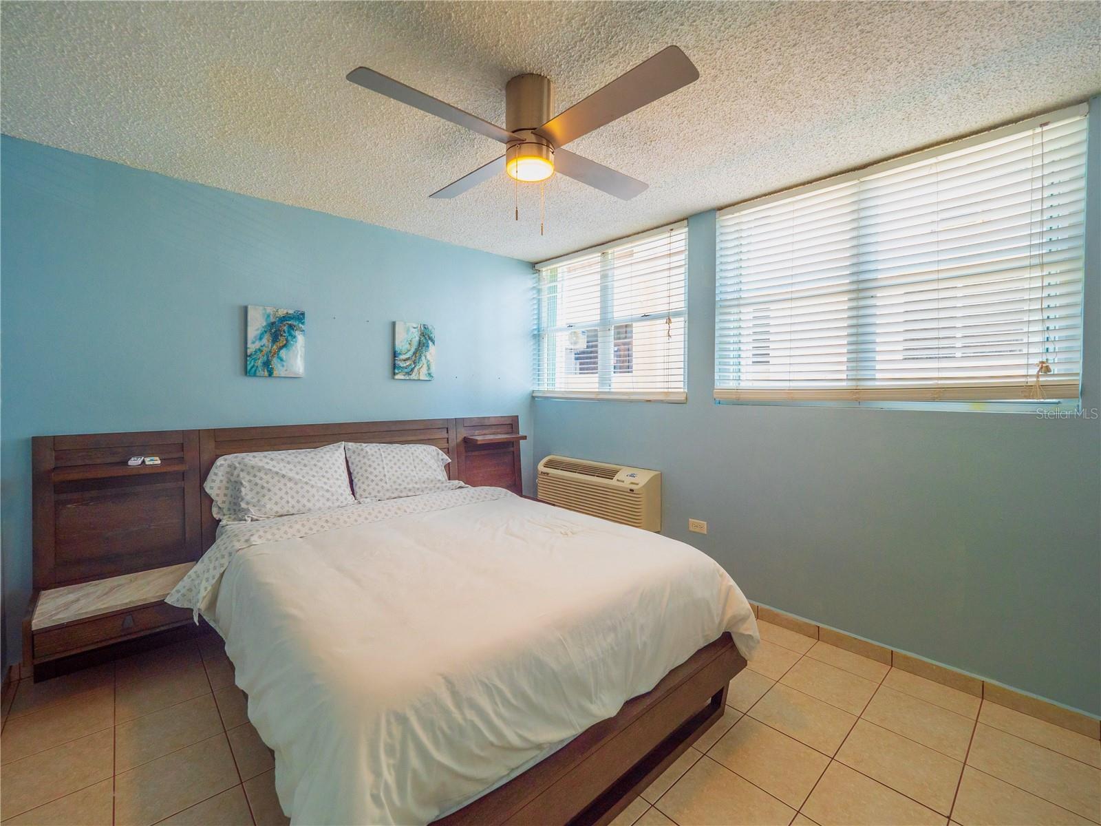 CONDOMINIO OLAS DEL MAR - Residential