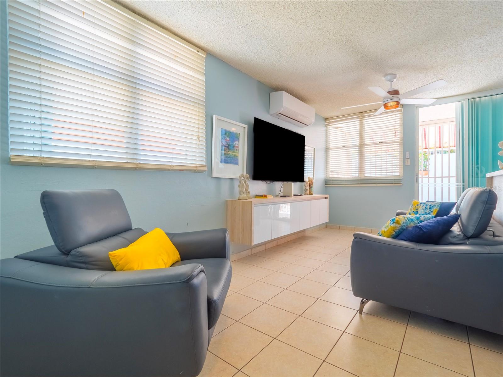 CONDOMINIO OLAS DEL MAR - Residential