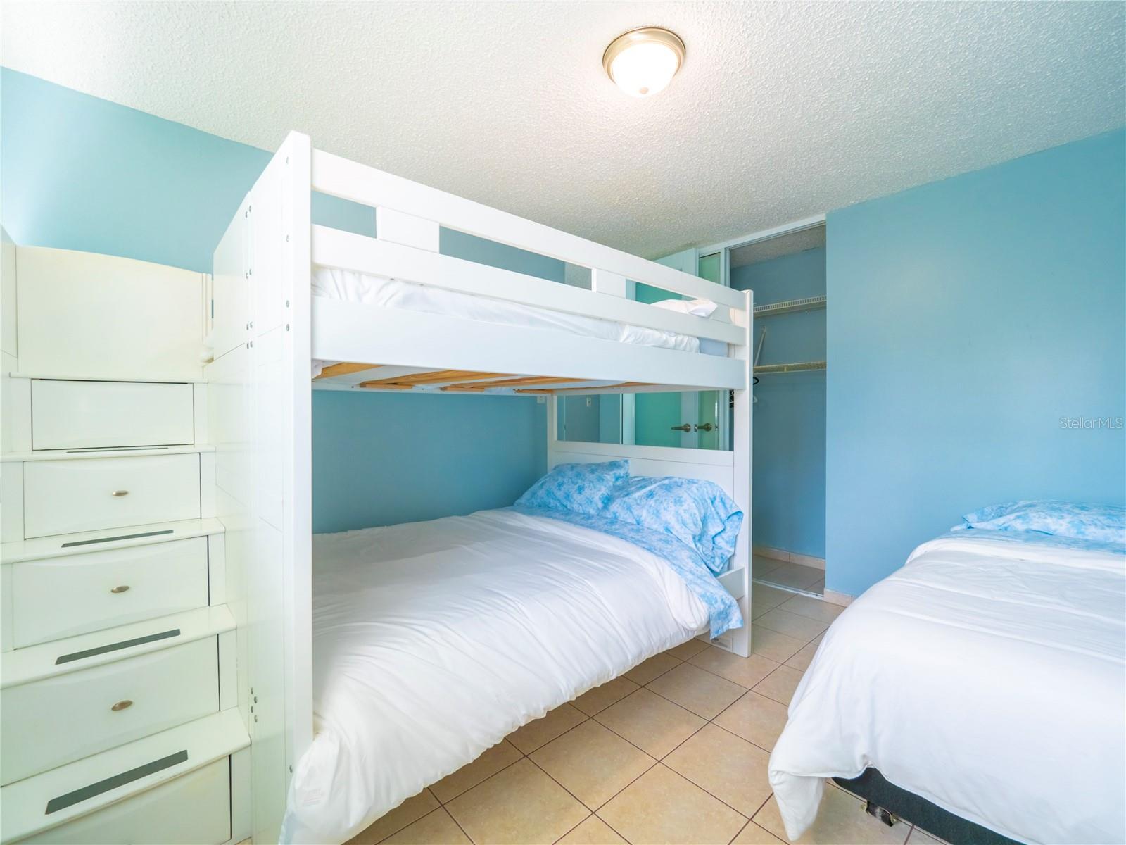 CONDOMINIO OLAS DEL MAR - Residential