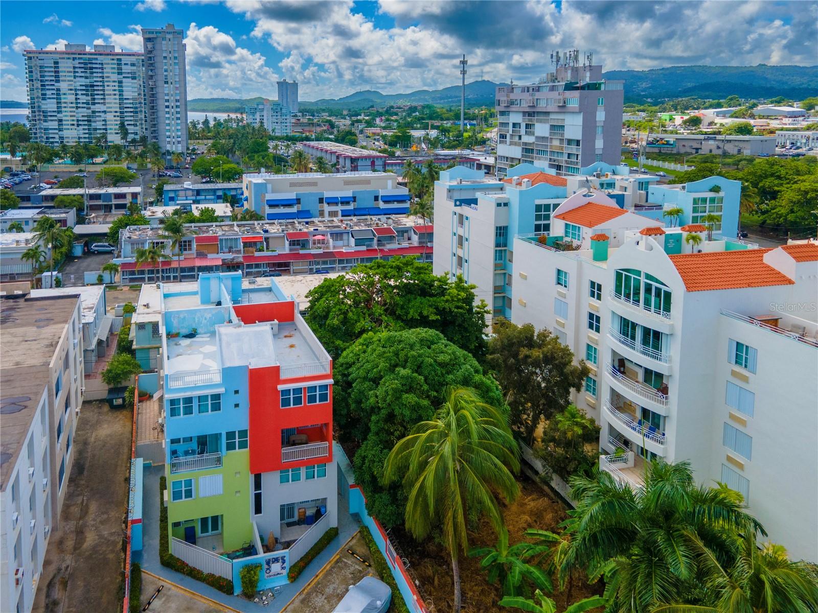 CONDOMINIO OLAS DEL MAR - Residential