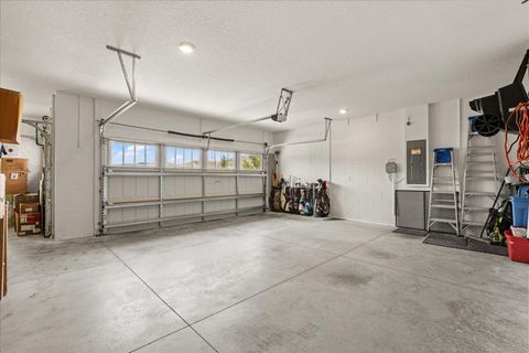 Tiny photo for 9846 SW 106th Ct, Ocala, FL 34481 (MLS # O6312985)