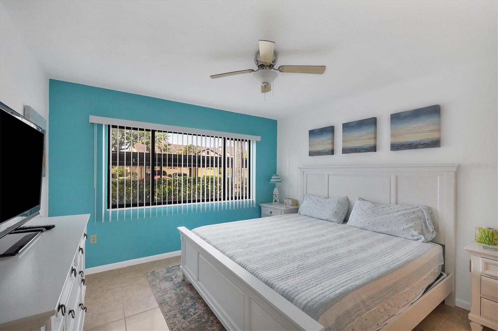 ASHTON LAKES 01 & 02 - Residential Lease