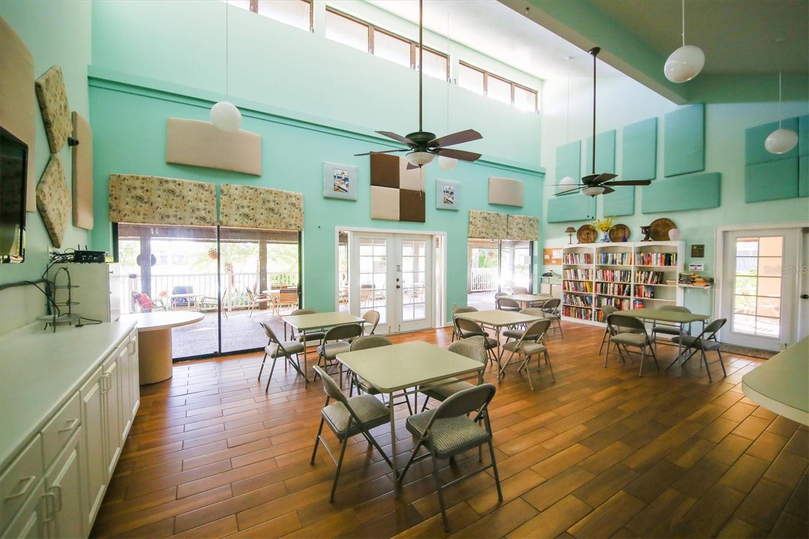 ASHTON LAKES 01 & 02 - Residential Lease