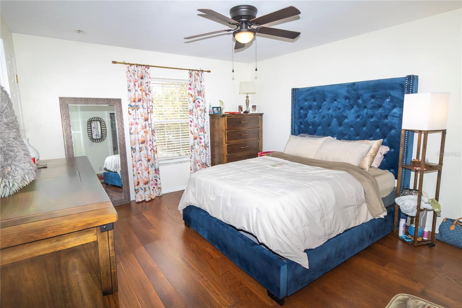 ALLENS PARK CONDO - Residential