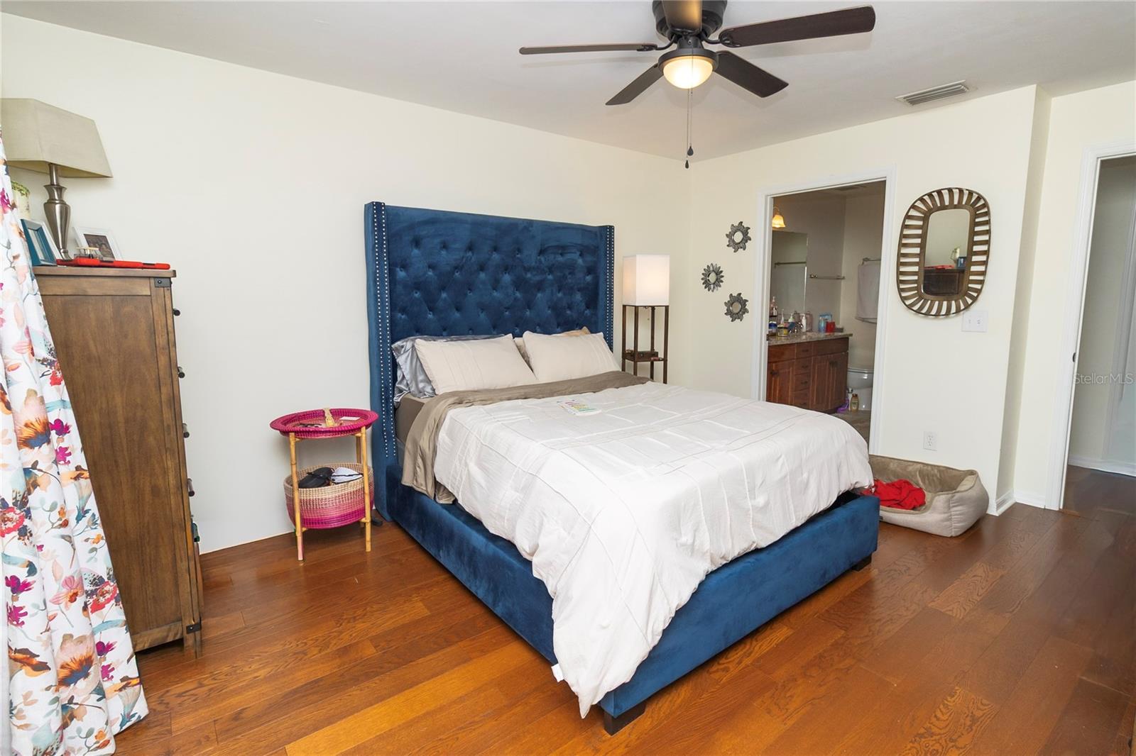 ALLENS PARK CONDO - Residential