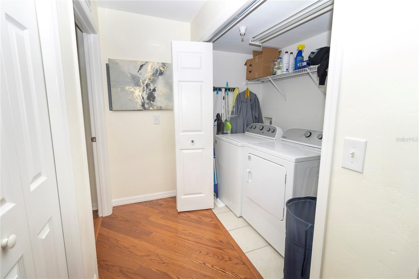 ALLENS PARK CONDO - Residential