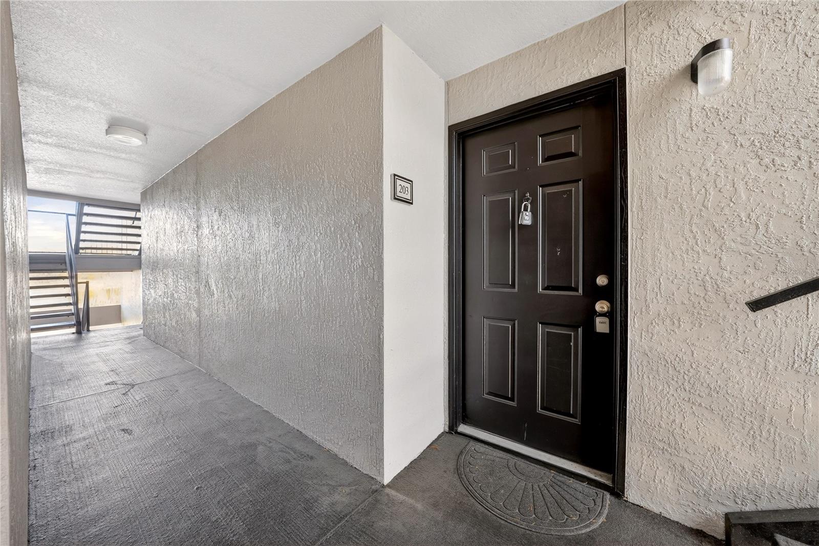 SANDLAKE PRIVATE RESIDENCES CONDO - Residential