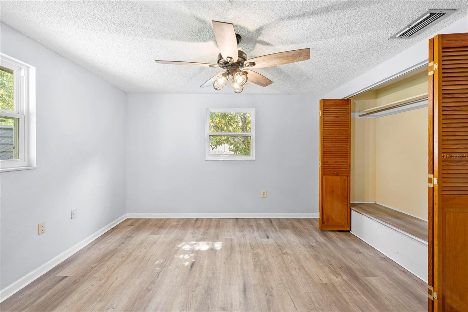 416 EDERINGTON DRIVE