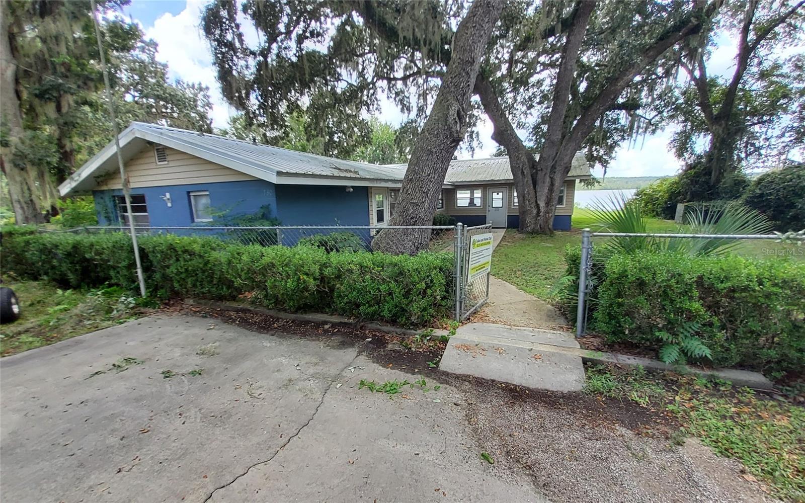 LAKE & FOREST CLUB - Land