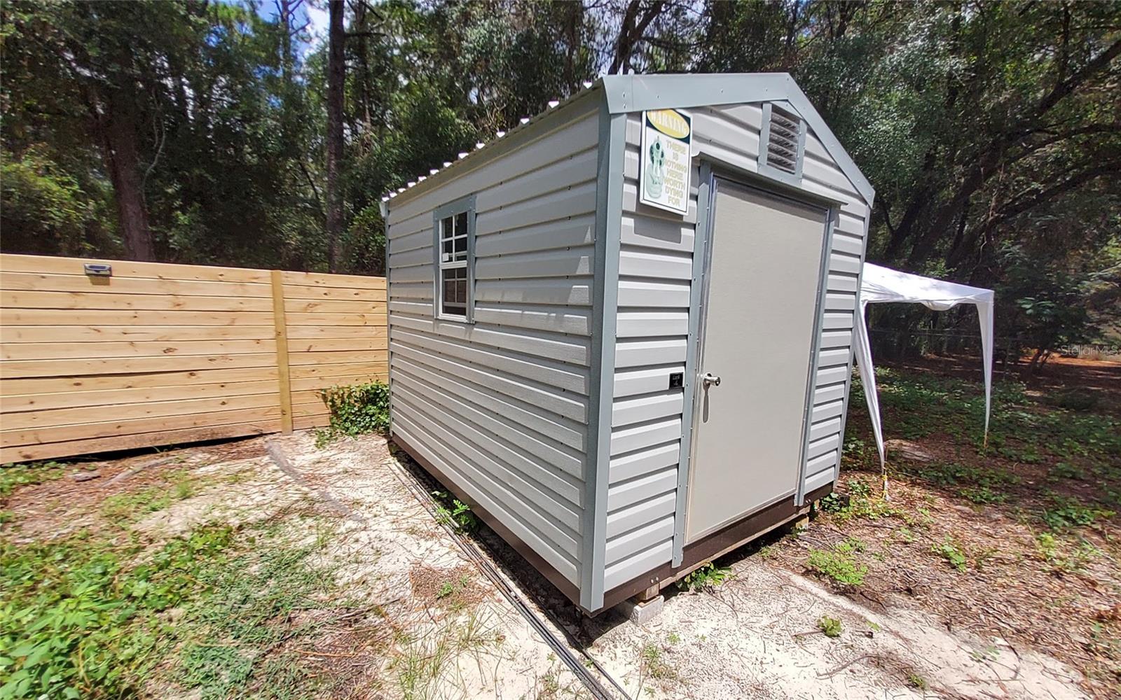 LAKE & FOREST CLUB - Land