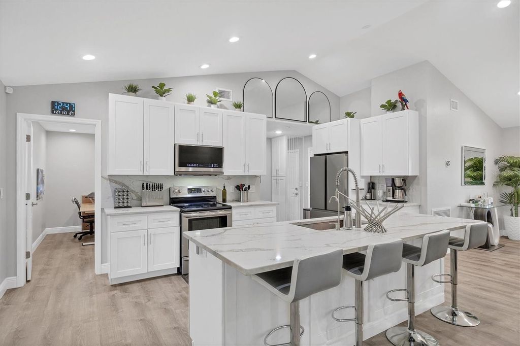 Photo of 618 Eastpointe Court, Sarasota, FL 34232 (MLS # A4664067)