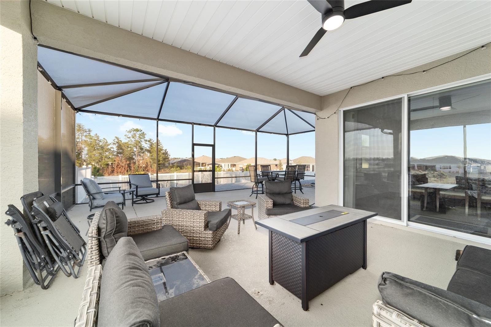 ON TOP OF THE WORLD - Residential