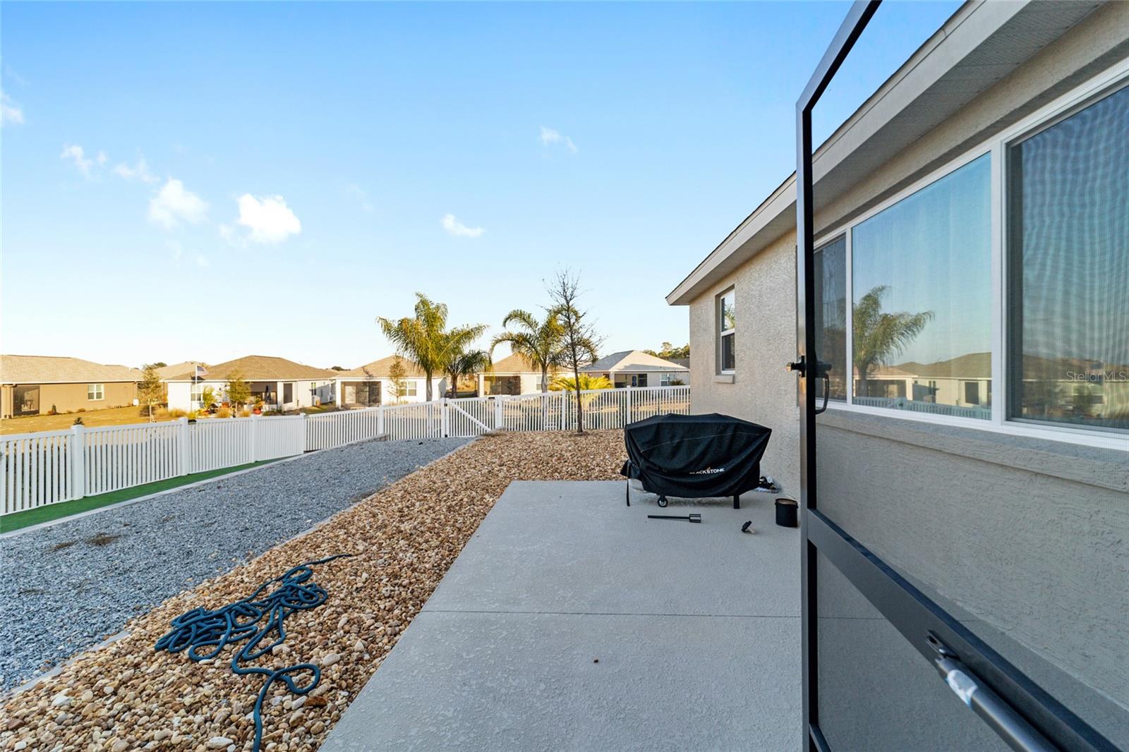 ON TOP OF THE WORLD - Residential