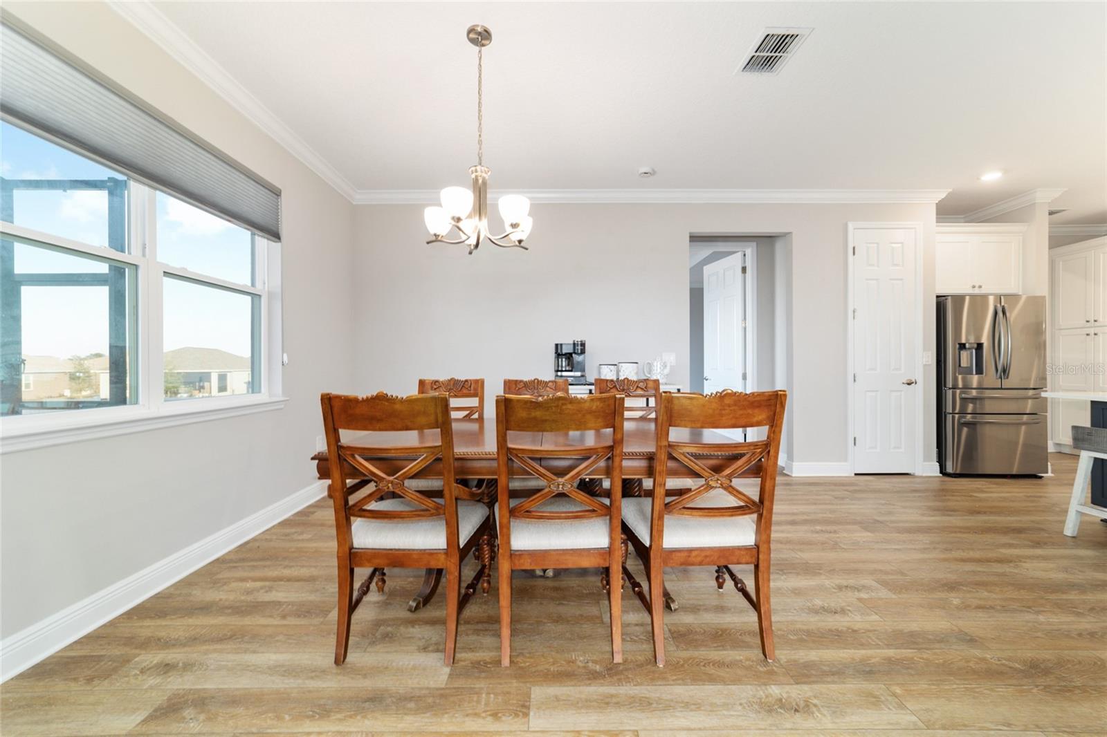 ON TOP OF THE WORLD - Residential