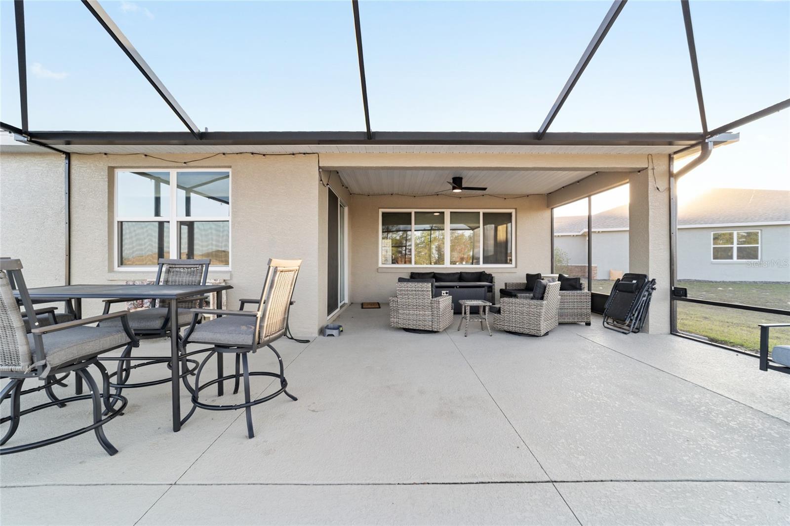 ON TOP OF THE WORLD - Residential