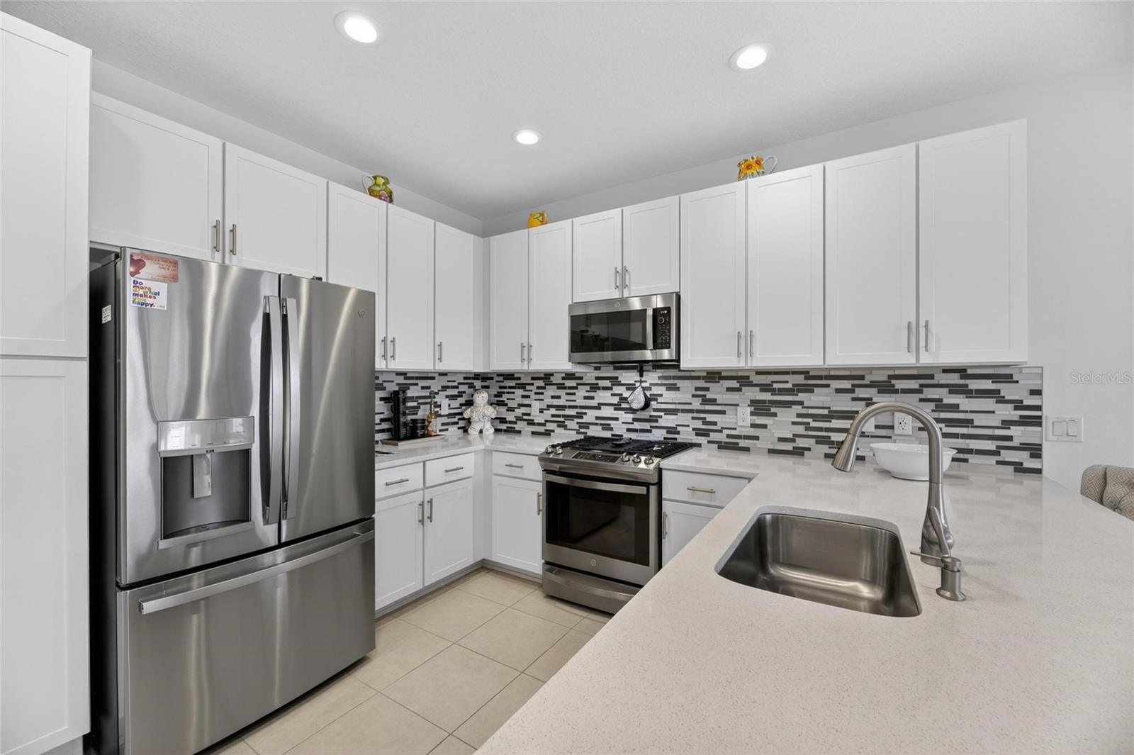 VALENCIA DEL SOL PH 3C - Residential Lease