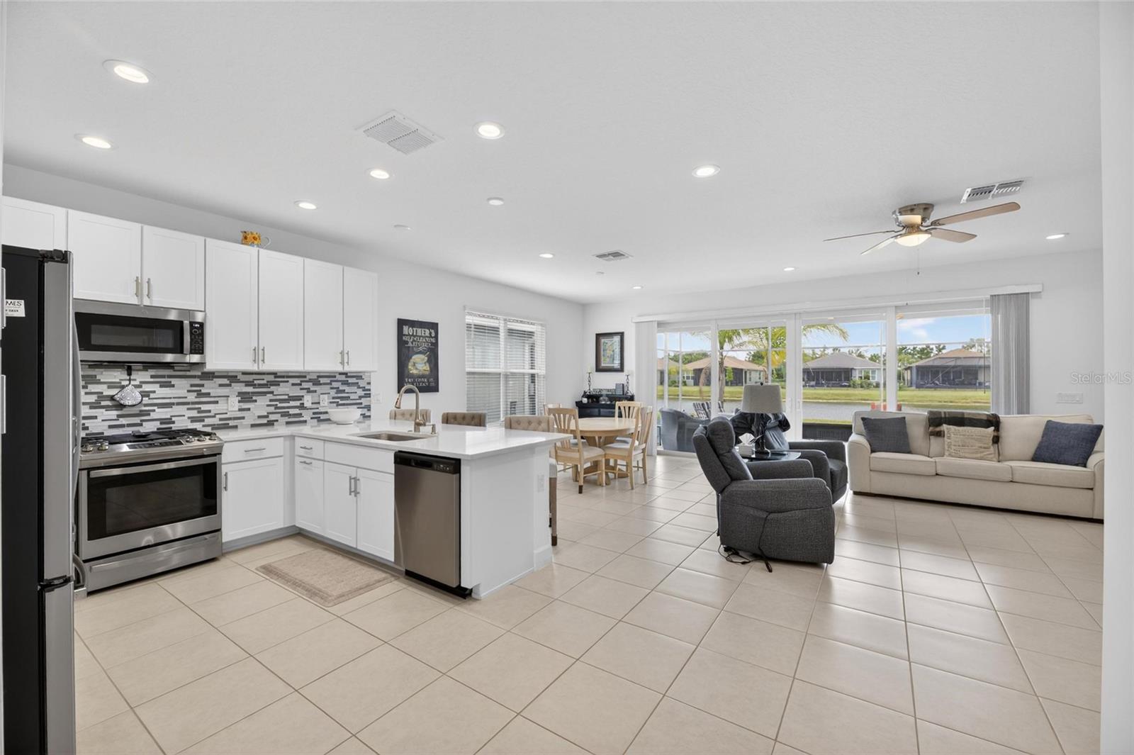 VALENCIA DEL SOL PH 3C - Residential Lease