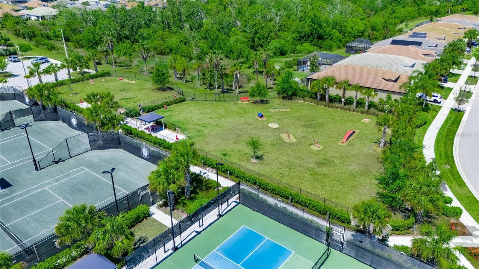 VALENCIA DEL SOL PH 3C - Residential Lease