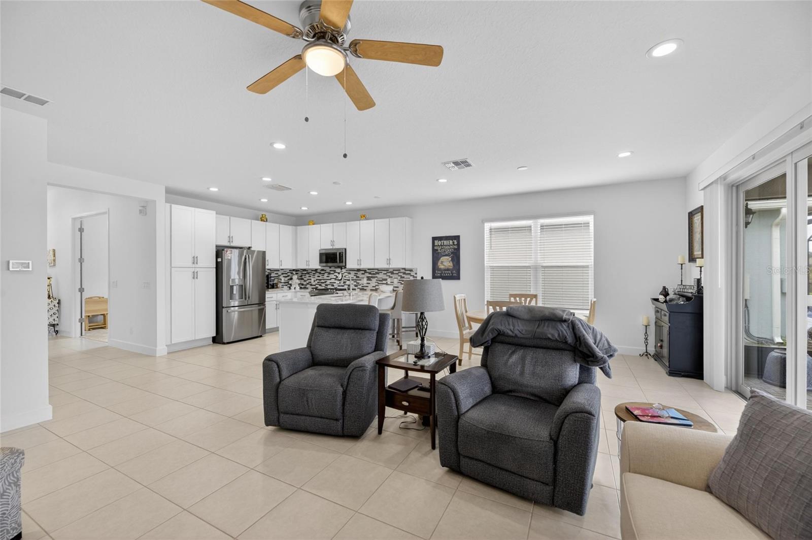 VALENCIA DEL SOL PH 3C - Residential Lease