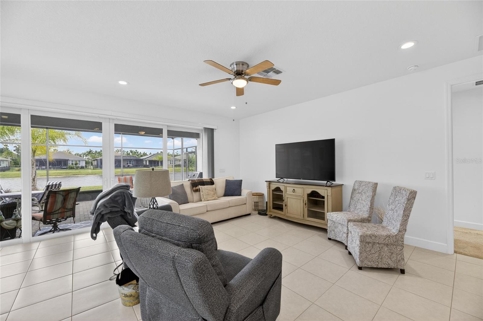 VALENCIA DEL SOL PH 3C - Residential Lease