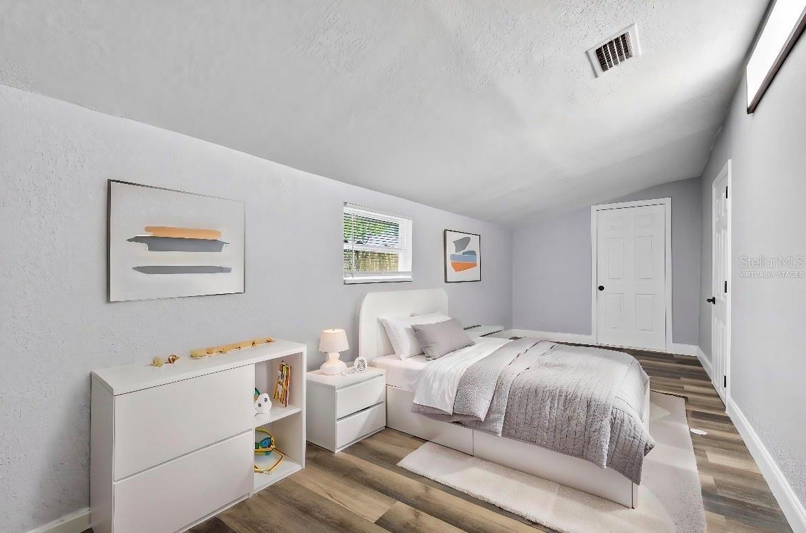 PINEHURST PARK - Residential