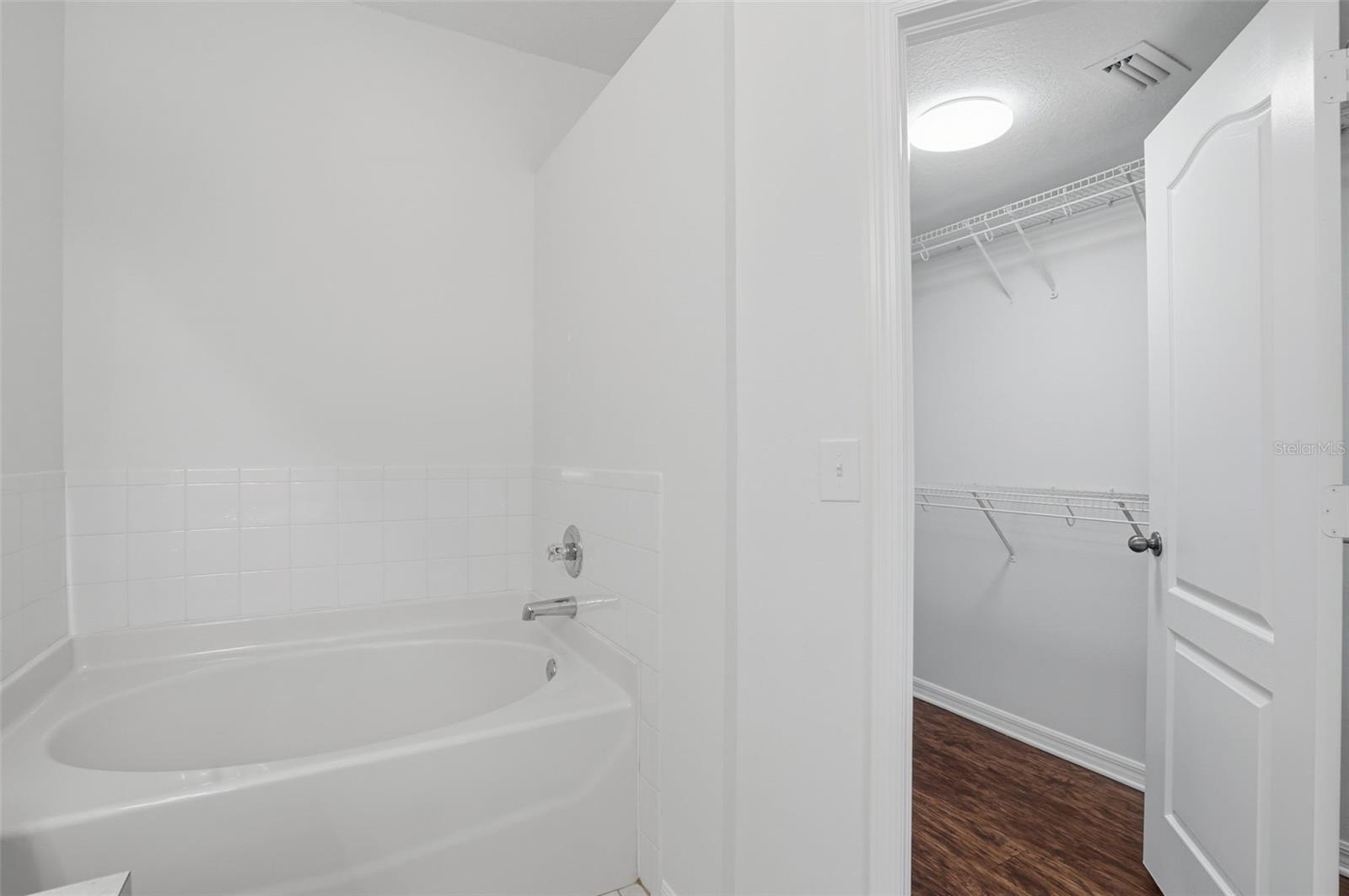 COVINGTON PARK PH 3A/3B - Residential