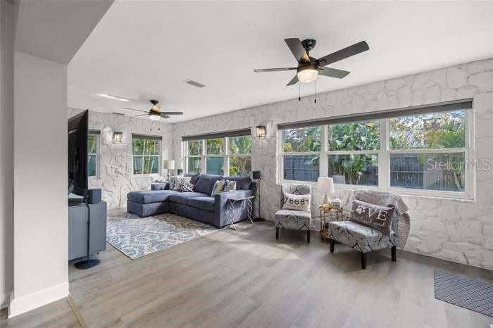 11145 BELLA LOMA DRIVE