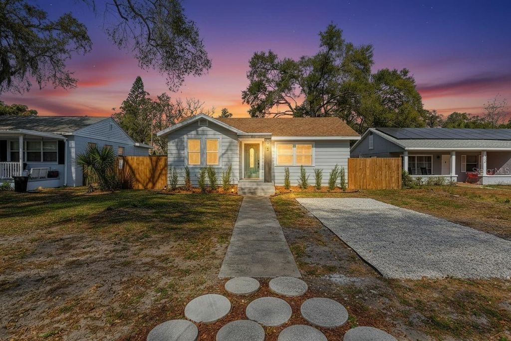 Photo of 918 E Lambright Street, Tampa, FL 33604 (MLS # TB8470395)