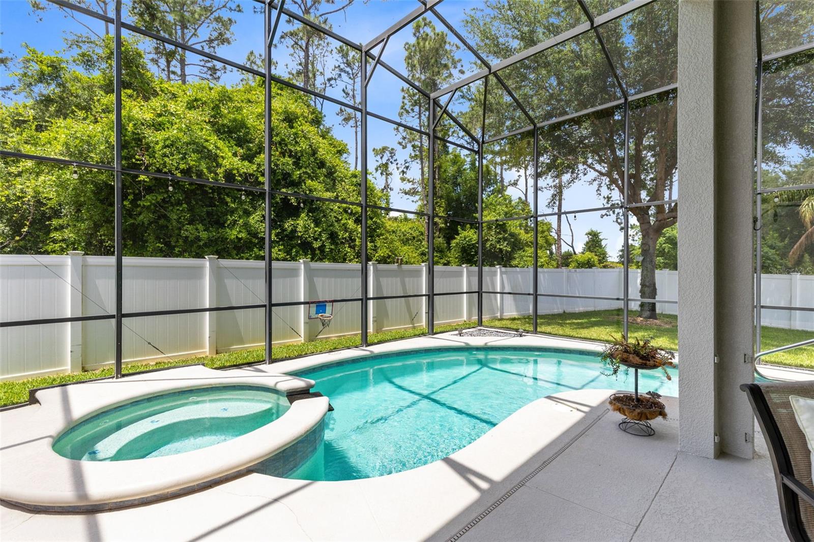 15480 SANDFIELD LOOP