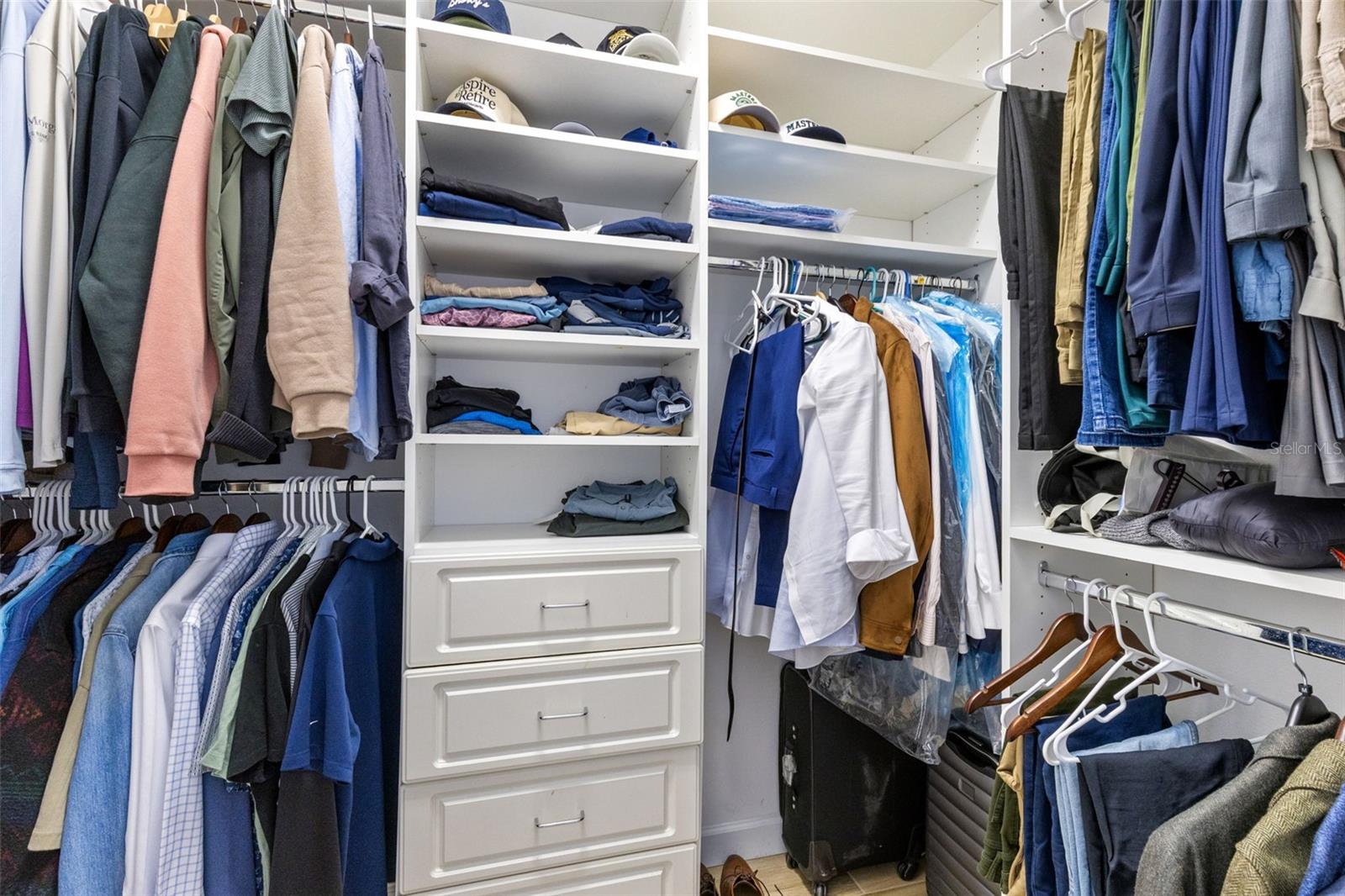 RESERVE/CARRIAGE POINT PH 1 - Residential