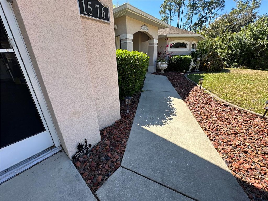 Photo of 1576 Taggard Road, North Port, FL 34288 (MLS # C7522386)