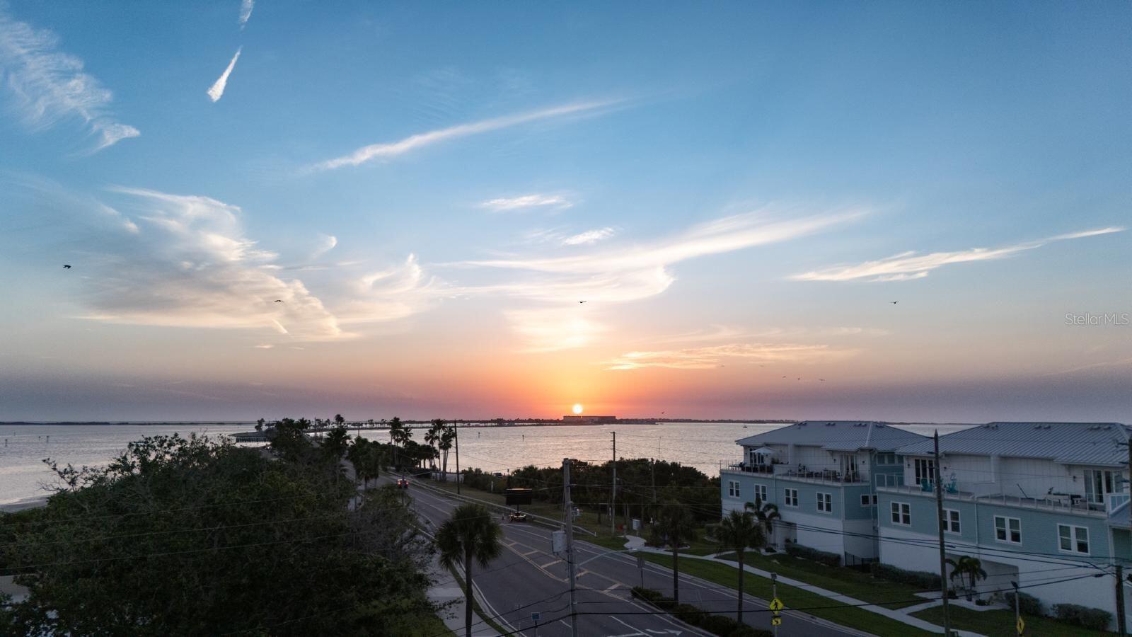 DUNEDIN CAUSEWAY CENTER - Residential