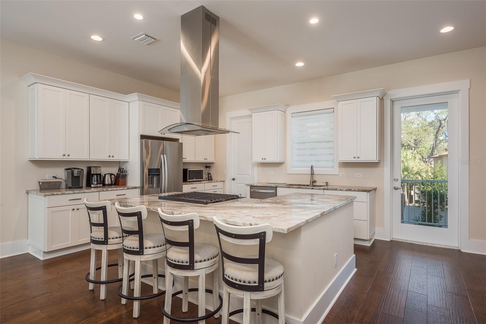 DUNEDIN CAUSEWAY CENTER - Residential